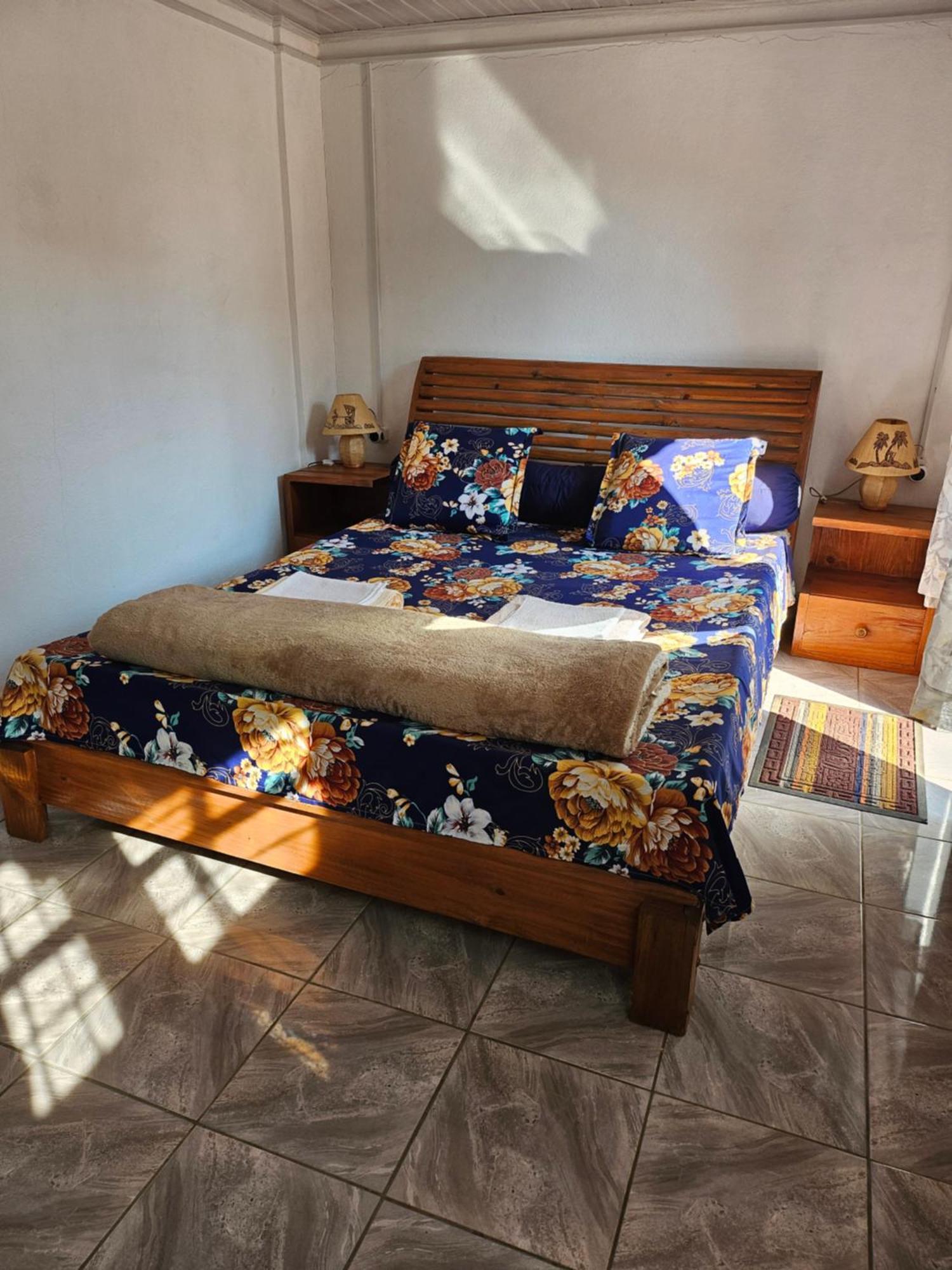 アンツィラベ Chez Joel Bed & Breakfast エクステリア 写真